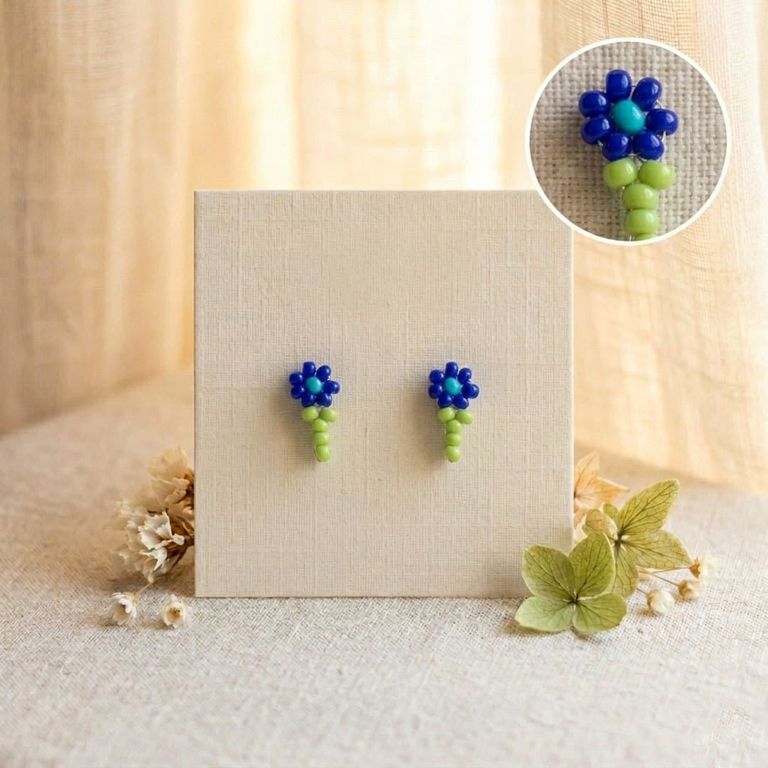 Mini Flower Studs 3