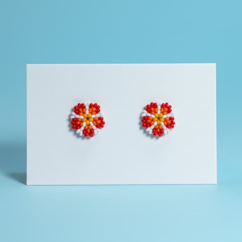 Round Studs 1
