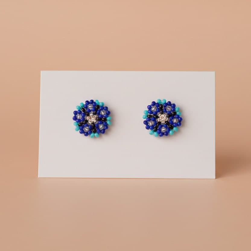 Round Studs 12