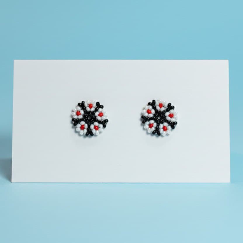 Round Studs 2