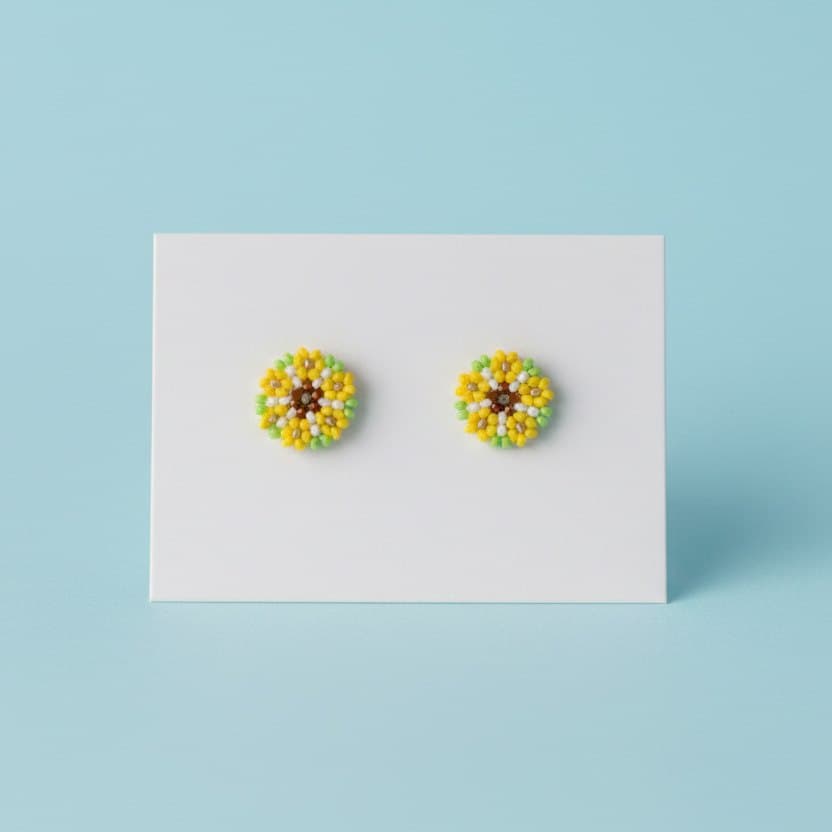Round Studs 3