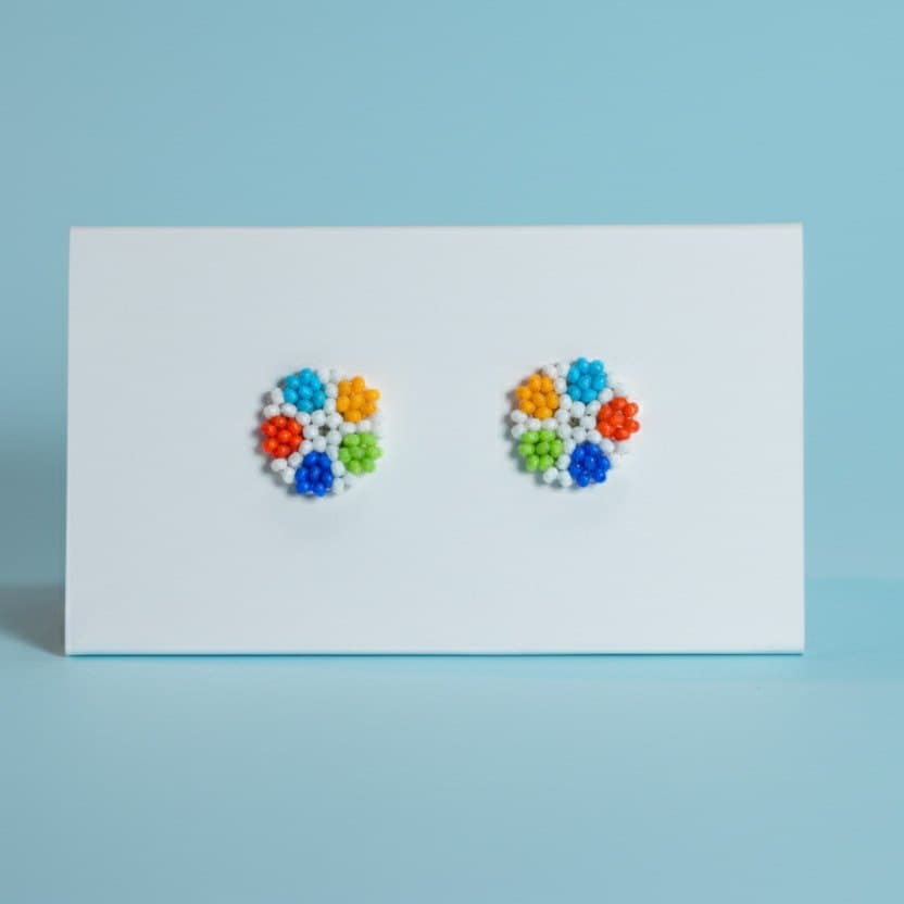 Round Studs 4