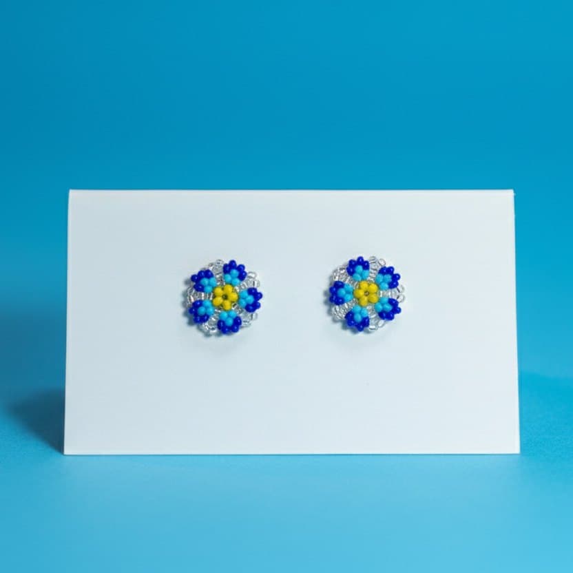 Round Studs 6